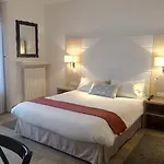 Hotel Uhainak 3*