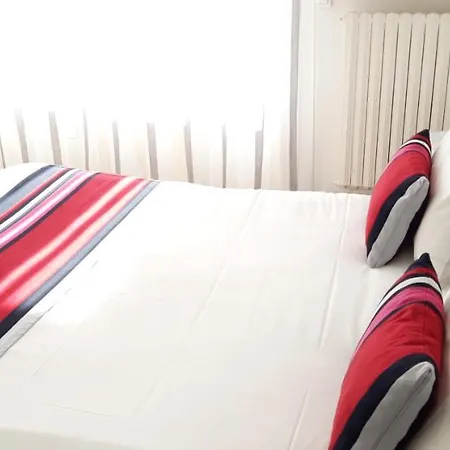 Uhainak Hotell 3*