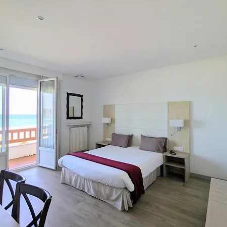 Hotel Uhainak 3*