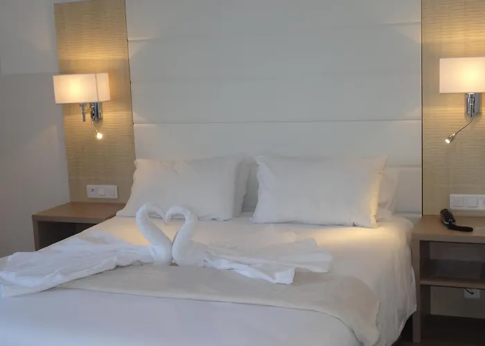 Hotel Uhainak 3*