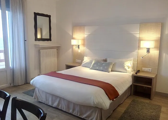 Hotel Uhainak 3*